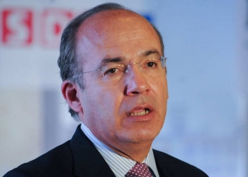 ‘¿Qué pasó tocaya? ¿no va a decir ni Pío?’, le pregunta Calderón a prima de AMLO