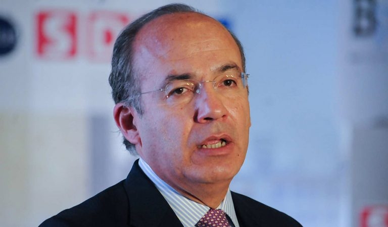 ‘¿Qué pasó tocaya? ¿no va a decir ni Pío?’, le pregunta Calderón a prima de AMLO