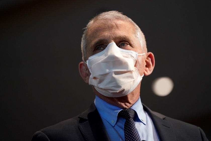 Fauci considera probable que la cepa inglesa de coronavirus ya esté en EE.UU.