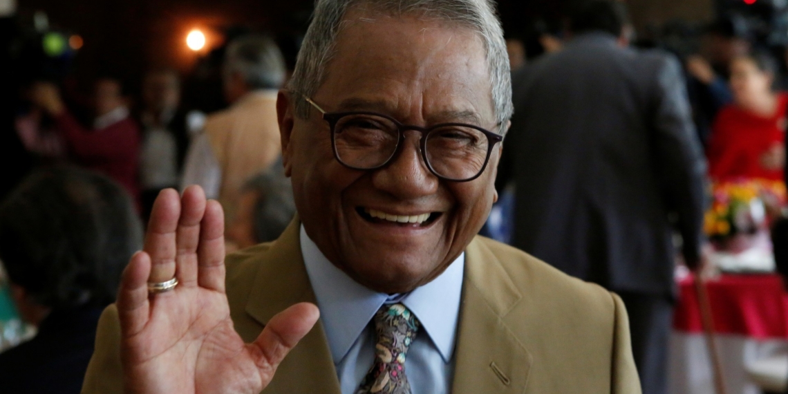 Muere Armando Manzanero, víctima de Covid-19