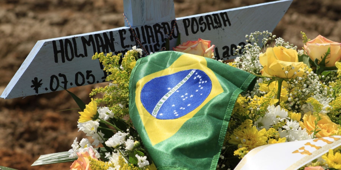 Brasil registra más de mil muertes por COVID-19 por cuarto día consecutivo