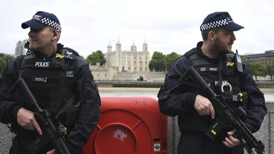 Policía británica borra por error 400 mil historiales criminales