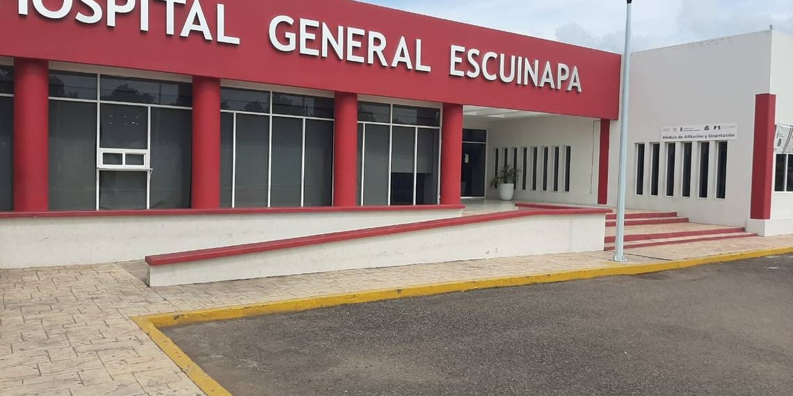 Despiden a director de hospital de Sinaloa por vacunar contra COVID-19 a alcalde