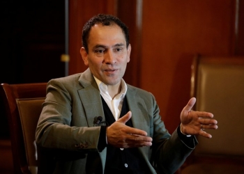‘No estamos comprando vacunas de segunda’: Arturo Herrera
