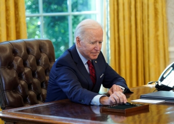 Biden revierte las restricciones de Trump al acceso al aborto