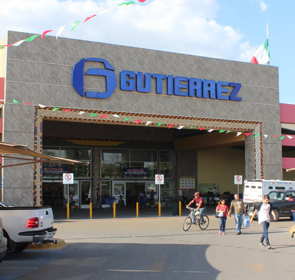 Centros comerciales cerraran a las 8 PM
