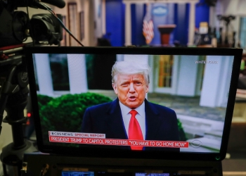 Bloqueará Facebook cuenta de Trump dos semanas