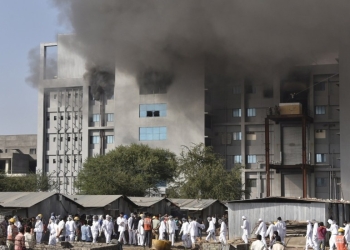 Se incendia, en la India, la mayor fábrica de de vacunas del mundo; hay 5 muertos