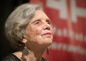Elena Poniatowska pide a López Obrador terminar con las mañaneras: ‘¿No se da cuenta que hay un hartazgo nacional?’