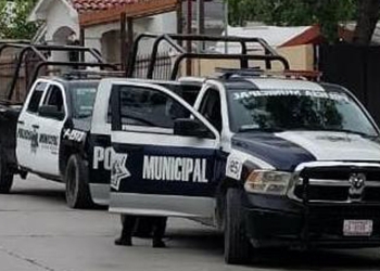 Le roban dinero y aparatos electrónicos