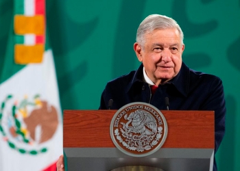 EE.UU. tiene control de vacunas contra covid-19, acusa AMLO