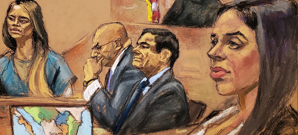 Emma Coronel sigue presa y sin derecho a fianza en Estados Unidos