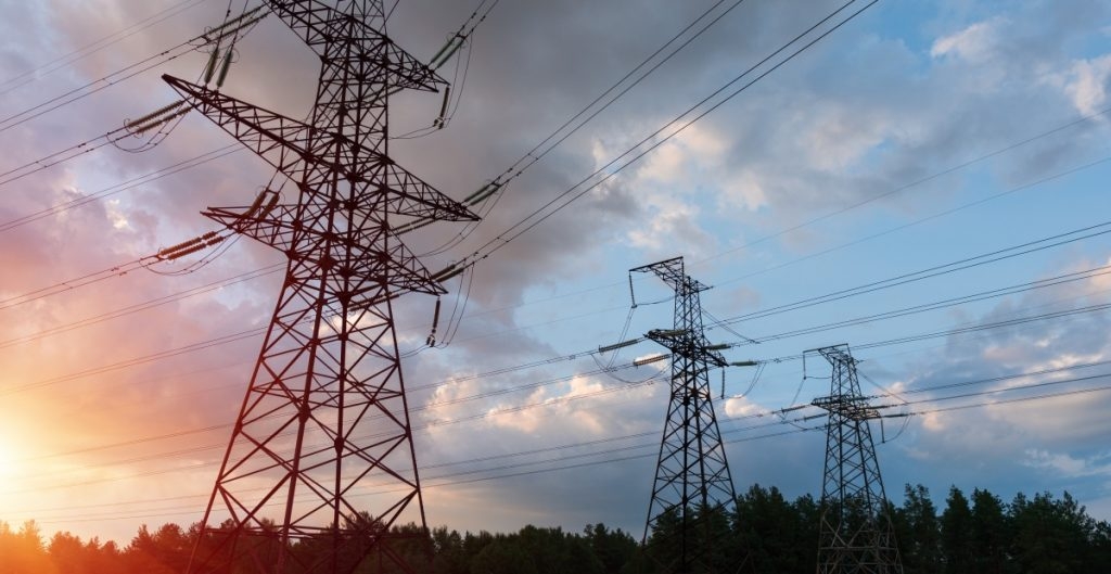 Gobierno enfrenta presiones de Estados Unidos y Canadá por Ley Eléctrica