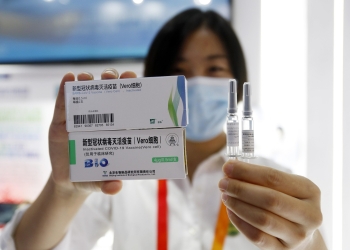 Llegarían a México 12 millones de vacunas chinas de Sinopharm