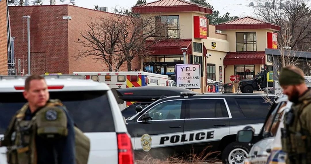 Tiroteo en supermercado en Colorado deja 10 personas sin vida, incluido un policía