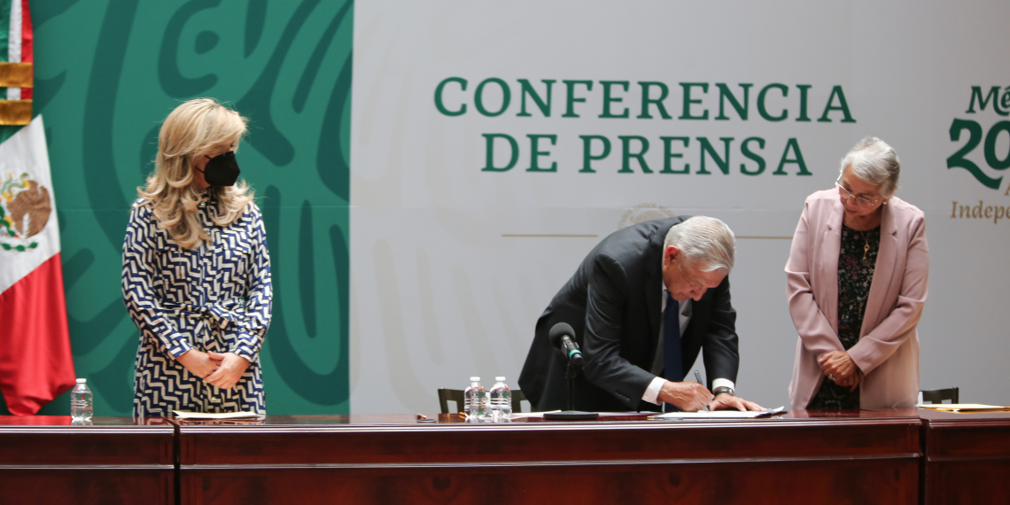Firman Acuerdo Nacional por la Democracia