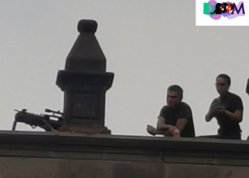 Captan a personal militar en la azotea de Palacio Nacional; Presidencia niega que estuvieran armados