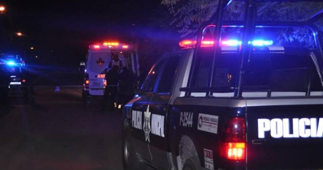Busca policía a sujeto que acuchilló a una joven