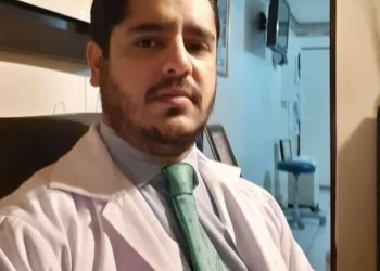 Inspeccionarán área donde volcó vehículo de médico asesinado