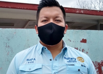 Solicita Club Rotario dos planteles abandonados