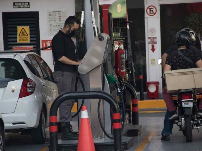 Gasolina Premium alcanza los $25.50 por litro