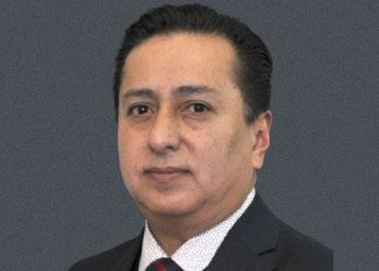 Cesan a fiscal de Coyoacán por ‘saltarse la fila’ y vacunarse contra covid