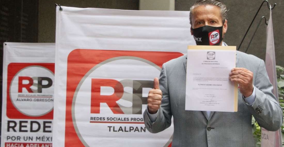 Alfredo Adame es vinculado a proceso por omisiones al SAT; se ampara para no ser llevado a juicio