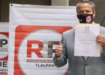 Alfredo Adame es vinculado a proceso por omisiones al SAT; se ampara para no ser llevado a juicio