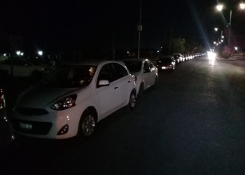 Hacen fila desde antes  con tal de vacunarse
