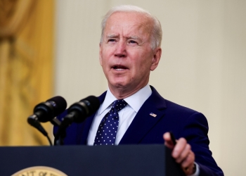 Biden advierte a Rusia sobre más acciones en su contra 