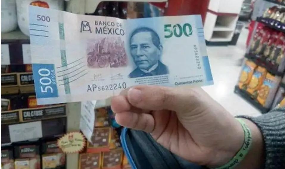 Reportan circulación de billetes de 500 pesos falsos