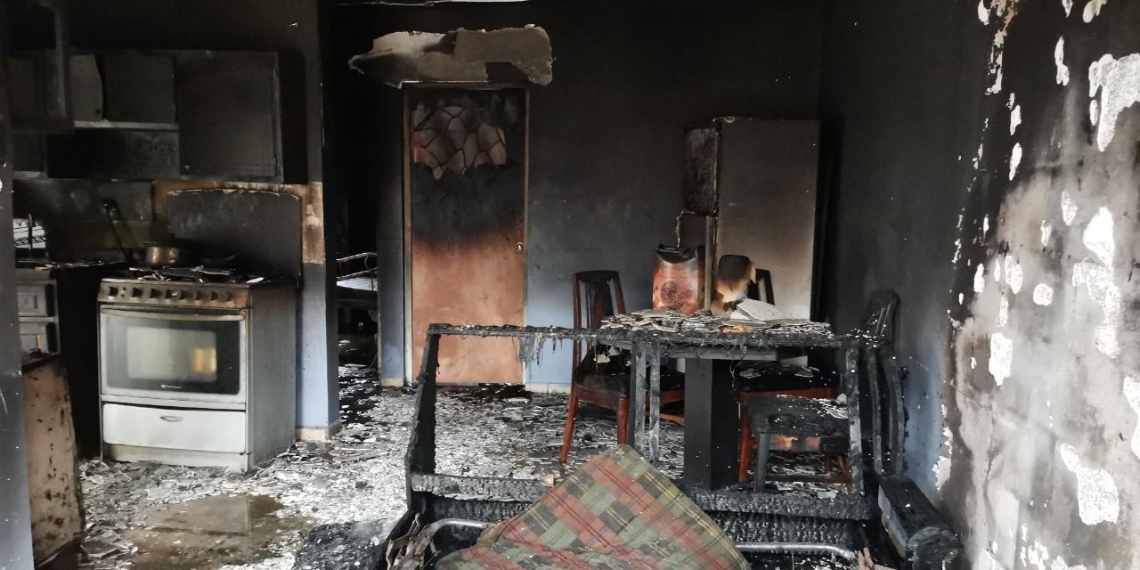 Arde casa en sector valle de las flores