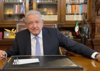 Compra Pemex refinería Deer Park a Shell en Texas; cuesta casi 600 mdd: AMLO