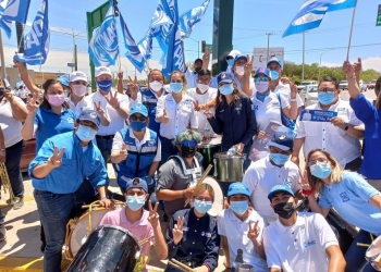 Memo Sánchez presente en Piedras Negras y Acuña