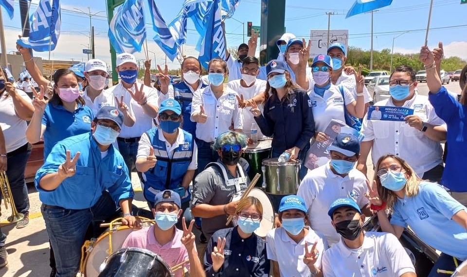 Memo Sánchez presente en Piedras Negras y Acuña