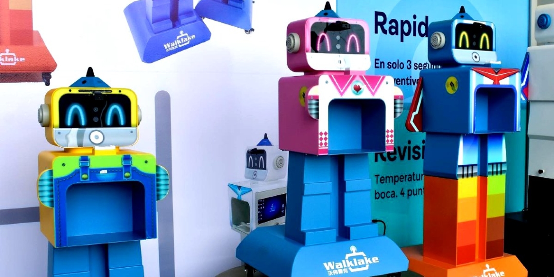 Benebot, el robot que apoyará al regreso a clases en Querétaro