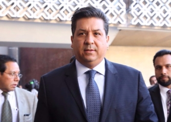 Giran orden de aprehensión contra gobernador Cabeza de Vaca