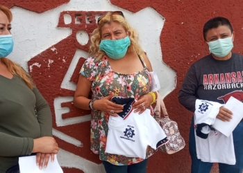 Madres de familia apoyan el regreso a clases presenciales