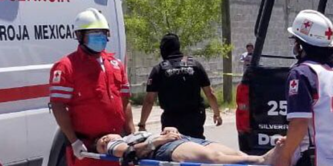 Mujer sufre descarga eléctrica mientras lavaba la ropa