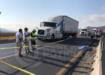Muerto en la carretera 57