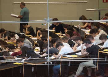 México suspendió evaluaciones de alumnos de secundaria que se hacían desde 2000, informa PISA