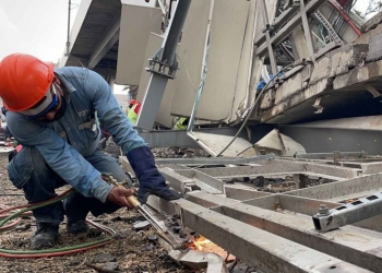 Inicia remoción de escombros en Línea 12 del Metro