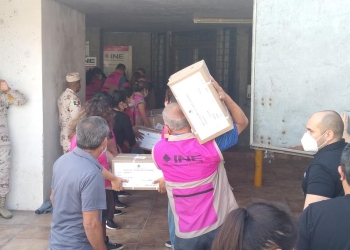 Participan autoridades policiacas en operativo para resguardar boletas electorales
