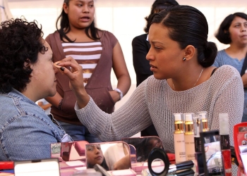 Mary Kay afectada por la reforma sobre outsourcing