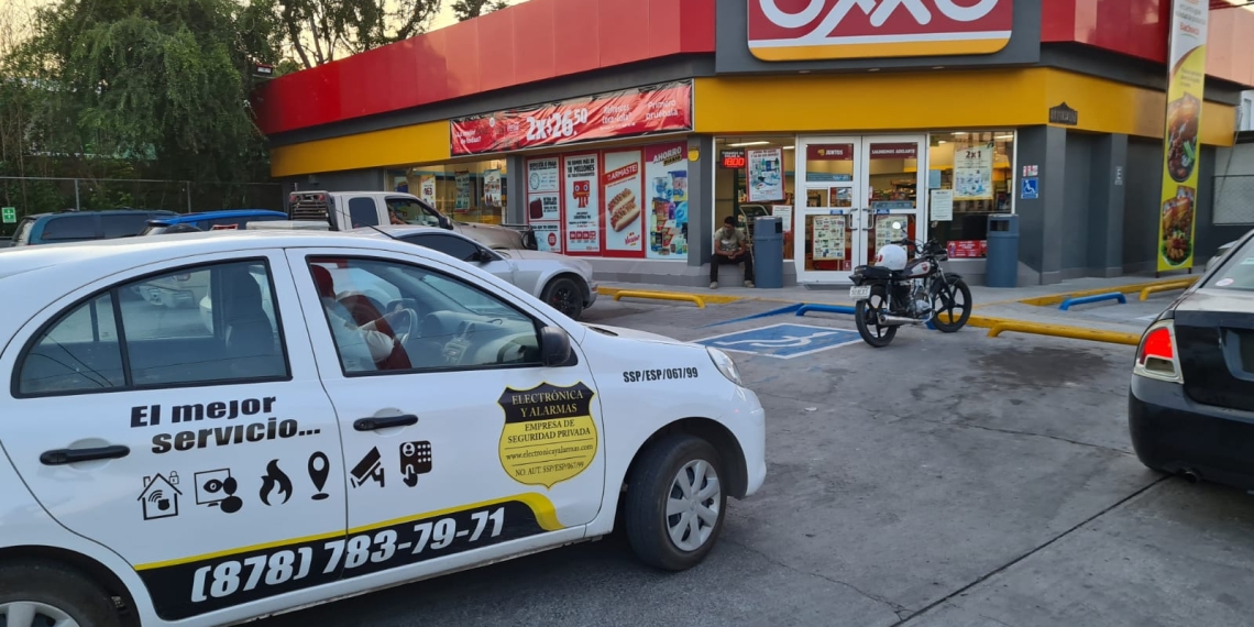 Asalta OXXO y se lleva 400 pesos