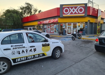Asalta OXXO y se lleva 400 pesos