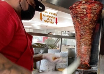 Pagan mil dólares a la semana y… nadie le entra a ser taquero en San Diego