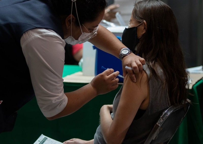 Abren registro de vacunación contra covid-19 para personas de 18 a 39 años en BC