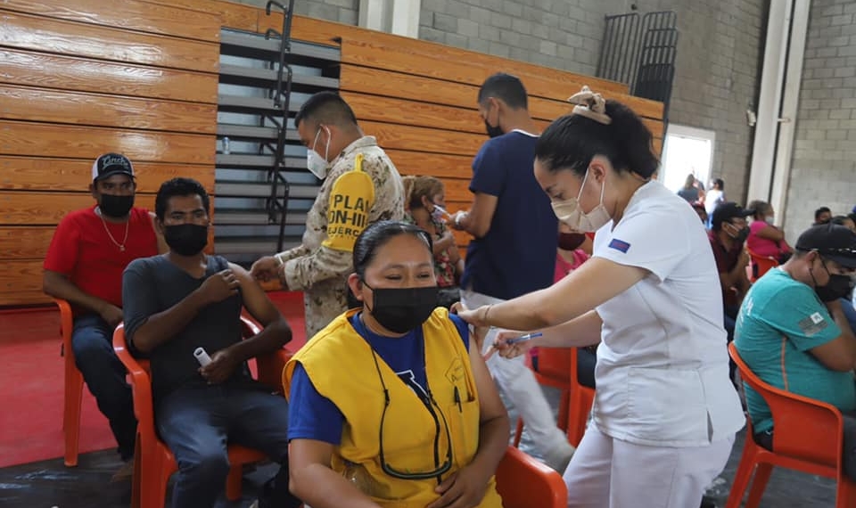 Se aplican 8, 200 dosis diarias en jornada de vacunación Anticovid19