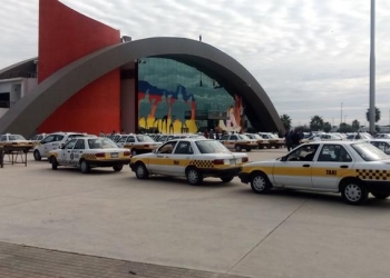 Exceso de Taxis en Ciudad Acuña